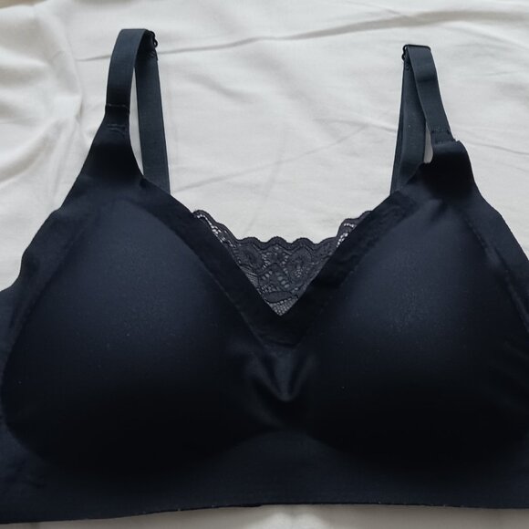 Set of 2 "Knix-Like"* Seamless Wireless Bras 34 A-C - Picture 11 of 11